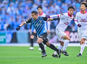 「エロっ！」「たまんね～」川崎屈指のテクニシャンが試合中に見せた「絶品トラップ映像」が大反響の1.5万回再生！ 後ろからのボールを巧みに操る衝撃テクの画像