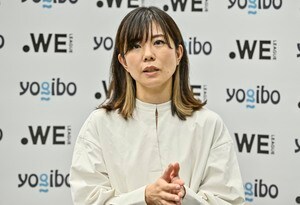 「素敵なハプニング」WEリーグ王者となった浦和レディースのトロフィー授与式で「トロフィーにまさかのてんとう虫」がご来賓！「幸運を連れてきたのかな」と高田チェアが明かすの画像
