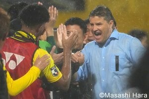 柏の14番が｢大一番でのミス｣を取り返す先制、79分投入の細谷真大と｢新加入21番｣の連携から追加点、ロドリゲス監督も｢チームの成長と成熟を感じた｣快勝【柏レイソルvs湘南ベルマーレ】激闘PHOTOギャラリーの画像