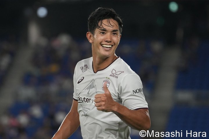 ｢非の打ち所が全くない｣ヴィッセル神戸FW武藤嘉紀、人気ストスナ降臨での｢イケメンすぎる｣神対応に絶賛の嵐！｢爽やかすぎる｣