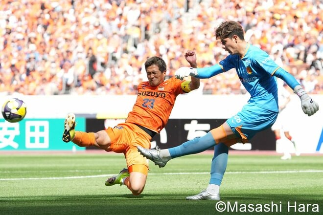 元サッカー日本代表が｢東海ダービー｣で激突！　エース乾貴士ら清水攻撃陣を名古屋｢19歳イケメン新星｣が完封【清水エスパルスvs名古屋グランパス】PHOTOギャラリーの画像003
