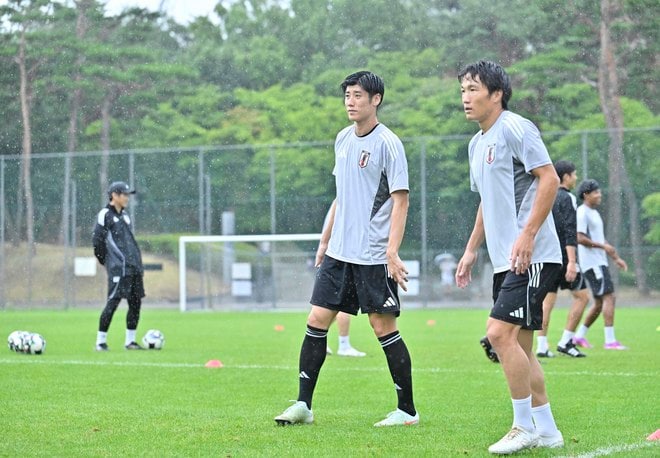 【サンフレッチェ広島「E-1」アルバム】J1広島に所属する日本代表5選手の13日＆14日の練習写真46枚！ジャーメイン良、中村草太、川辺駿、田中聡、荒木隼人、大迫敬介の現地写真の画像038