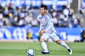 【J2「正念場」】波瀾の序盤戦、ベガルタ仙台は遠藤康の“絶妙”「ピンポイントCK」から決勝点！「前レアル・ソシエダ分析担当」スペイン人監督の徳島ヴォルティスはいまだ「勝利ナシの最下位」【戸塚啓のJ2のミカタ】(2)の画像