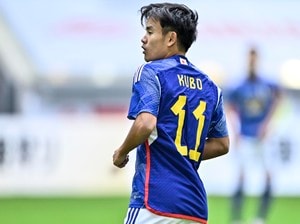 「メッシみたいな振りのスピード」サッカー日本代表・久保建英が開始10分の途中出場でカタールワールドカップへ好調示す！ 4試合ぶりの出場が緊急投入もチャンス量産でレアル・ソシエダの勝利に貢献！の画像