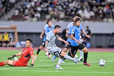 パリ・サンジェルマンVS川崎フロンターレ】大観衆6万4922人を前