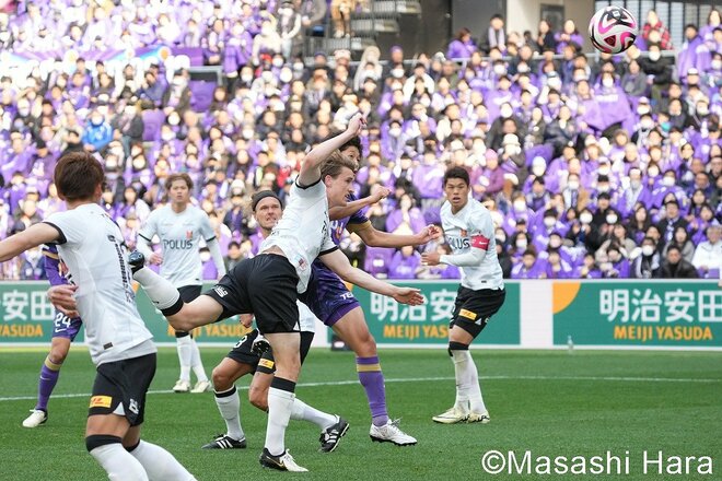 サンフレッチェ広島、大橋祐紀が2連続ゴールで開幕戦勝利！ PHOTOギャラリー【明治安田J1リーグ 第1節 サンフレッチェ広島vs浦和レッズ 2024年2月23日 14:06キックオフ】の画像005