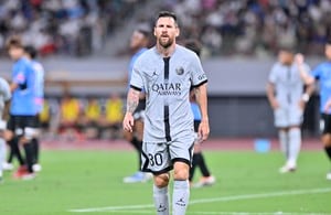 「日本でCM撮影したな」パリ・サンジェルマンのリオネル・メッシが来日中に「髭なし」「別人」にイメチェンして話題に!【画像】の画像