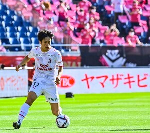 左足での絶妙クロス＆豪快ミドル！ ランパード率いるコベントリーでMF坂元達裕が1ゴール1アシストの大暴れ！｢代表に呼ばれてないのが不思議｣｢プレミアに上がってこい｣の画像