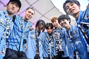 【サポーターアルバム「54枚」(4)】「川崎フロンターレ―アルサッド」佐々木旭が「川崎みたいだった」と感謝したプリンススタジアム内での川崎サポーターの写真54枚！の画像