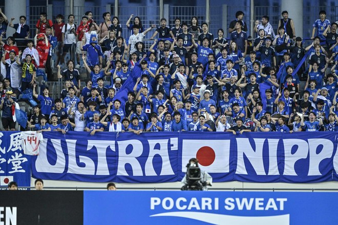 【サポーターアルバム】サッカー日本代表の韓国戦勝利を支えたサポーター写真95枚！ 韓国・龍仁に駆け付けた熱い声援ショット「日本代表ー韓国代表」の画像096