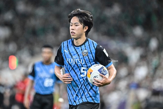 【川崎フロンターレアルバム】ACLE決勝で両SBとして奮闘した佐々木旭の写真40枚！ 試合後に見せた放心状態が表す、すべてを注ぎ込んだ姿「アル・アハリー川崎フロンターレ」の画像006