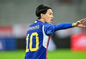 「なんかすげえゴリゴリになってる」モナコFW南野拓実の久々の先発での突破場面にファンから驚きの声！「体強くなりすぎ」「下半身がゴツくなって往年のマラドーナぽくなってる」などの反響の画像