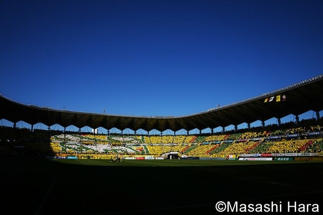 フクアリの奇跡！スタジアムで奇跡と悲劇が交錯！熱狂と興奮、歓喜と落胆…歴史的大逆転の90分を現地カメラマンが振り返る【ジェフユナイテッド千葉vsRB大宮アルディージャ】激闘PHOTOギャラリーの画像001