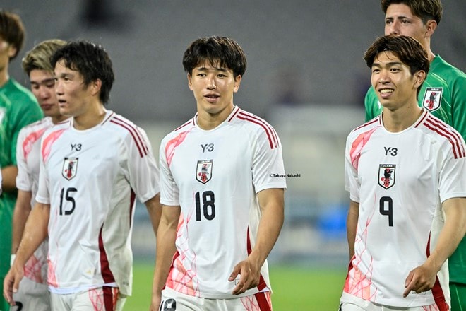 【山田新アルバム】川崎フロンターレFW山田新の中国戦での写真19枚！ 日本代表2ndユニフォームを着用した貴重姿「日本代表ー中国代表」の画像001