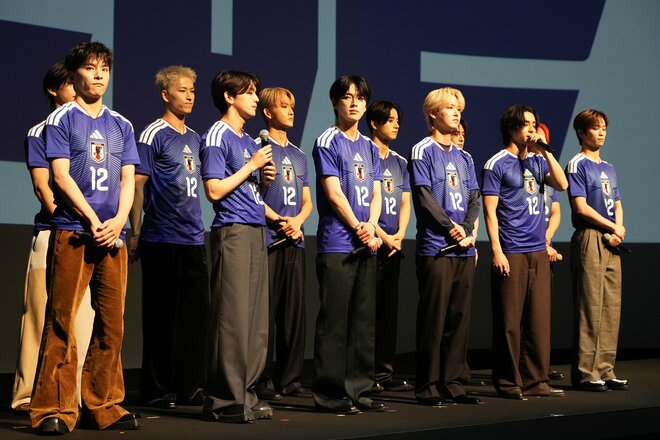 ｢JO1｣と｢INI｣の新ユニットとイケメン対決！ 南野＆久保＆中村の新コンビ“タキタケイト”が日本代表“新ユニフォーム姿”で｢自分の限界を超える！｣の画像023