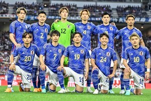 「このメンツは神すぎます！」久保・堂安らサッカー日本代表の新旧5選手の「再会ショット」が感動を呼ぶ大反響！「絶対会話が途切れないですね」などファン反応の画像