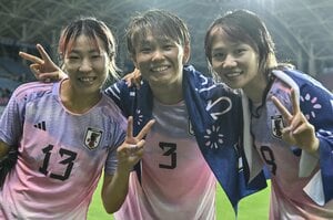 ｢サッカー界のレディー・ガガ｣なでしこ天才MFの“1年4か月ぶり”涙の復帰ショットに大反響！｢おかえりなさい待ってたよ｣｢泣いた分、最後に笑おう!!｣の声の画像