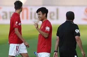 久保建英「ビジャレアル移籍」直前、“100周年チーム”からの熱烈説得の画像