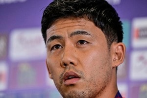 「メンツエグいw」「むちゃくちゃ南米（笑）」リバプール遠藤航の食卓囲む“テーブル仲間”が話題！「完全に南米組に混ざってるやん」「ワタは南米系だった」の声の画像