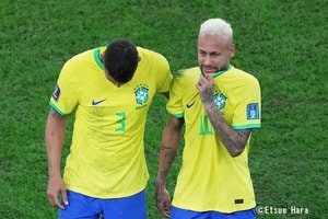 ネイマール「最後のワールドカップ」に待っていた「立ち上がれないほどの悲しすぎるフィナーレ」【カタールワールドカップ　クロアチア代表vsブラジル代表】原悦生PHOTOギャラリー「サッカー遠近」の画像
