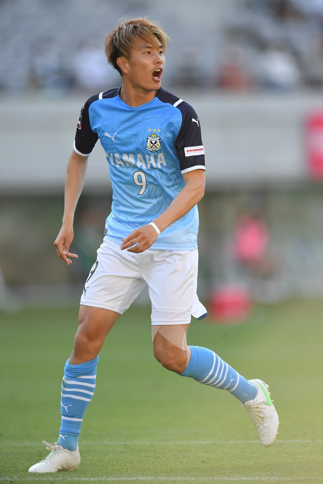 【J2「復調、移籍、辛酸」(1)】かつての「東京五輪エース候補」磐田FW小川航基「逆襲の狼煙」!【戸塚啓のJ2のミカタ】の画像