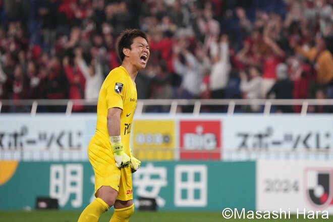 浦和サポーターの｢心遣いの応援｣が引き寄せた薄氷の勝利｢後半AT10分にチアゴ・サンタナが決めた！｣【明治安田J1リーグ　第25節　浦和レッズvs柏レイソル　2024年10月23日 19:33キックオフ】PHOTOギャラリーの画像008