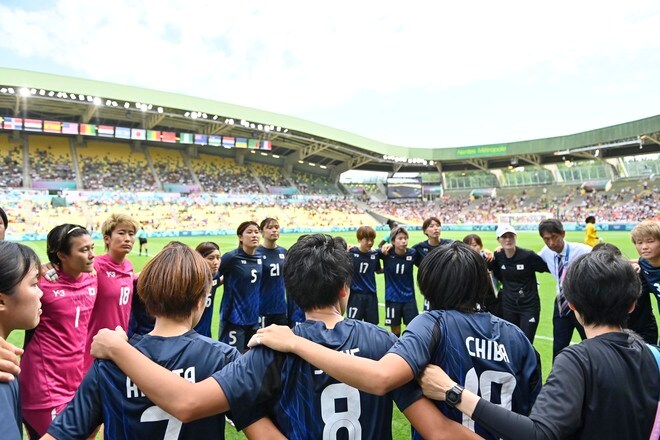 【現地撮！】パリ五輪・なでしこジャパンが、浜野まいか、田中美南、北川ひかるの3発でナイジェリアに快勝……現地で撮影した予選リーグ突破の安堵の笑顔の画像011