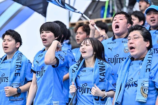 【サポーターアルバム(1)】ホーム4連戦の最終戦を戦った川崎フロンターレのサポーター写真99枚！ 2万1440人が駆け付け最高の雰囲気作る「川崎フロンターレーガンバ大阪(1)」の画像018