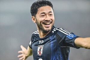 ｢終了間際の連続CK｣の意味と｢ピッチ上で証明した｣菅原由勢の熱い言葉、連勝した中国と｢年内最後の一戦｣へ【インドネシアに快勝、サッカー日本代表｢11月のアウェイ2戦｣の大激論】(6)の画像