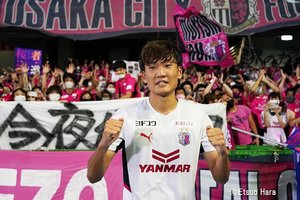 セレッソ大阪「今夜が山田」バナーがぴったりな夜だったゲーム【川崎フロンターレvsセレッソ大阪】原悦生PHOTOギャラリー「サッカー遠近」の画像