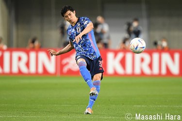 画像 写真 黒子バージョン で輝いたサッカー日本代表 柴崎岳 サッカー日本代表ｖｓガーナ代表 2 日本代表 ニュース サッカー批評web