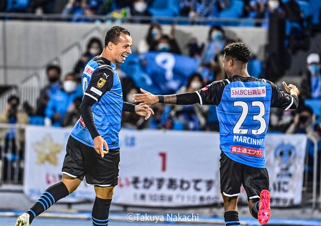 川崎フロンターレ、清水エスパルスに勝利(1)ダミアンの決勝ゴールに直結した「競技場の意外な光景」の画像