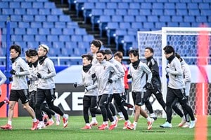 日本代表、バーレーン戦での3バックの組み合わせは……負傷者続出で大きく異なる陣容。板倉滉を軸にバイエルン・伊藤洋輝、瀬古歩夢、20歳・高井幸大、関根大輝らが候補の画像