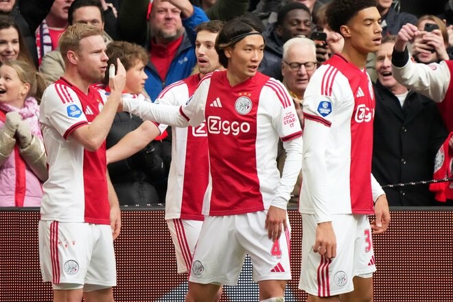 オランダ伝統の一戦『デ・クラシケル』に３人の日本人選手！｢板倉滉vs上田綺世&渡辺剛」が激しくぶつかり合った白熱の現地スタジアムに潜入【アヤックスvsフェイエノールト】PHOTOギャラリーの画像010