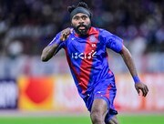 「なんこれw」「一休さん？」ポーランド移籍中の森下龍矢の特製“日の丸＆瞑想”画像に戸惑いの声！「日本でもやったことなさそうなの求められる男」との評の画像