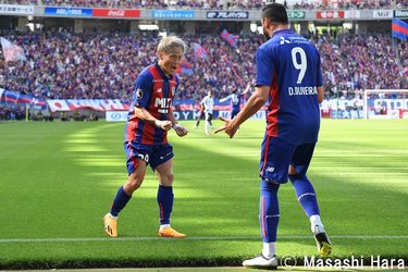 画像・写真:横浜F・マリノス、アンデルソン・ロペスが試合開始1 画像・写真:横浜F・マリノス、アンデルソン・ロペスが試合開始1