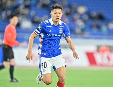 遠足じゃん」「どうやって過ごすの?」横浜F・マリノスのFW西村拓真