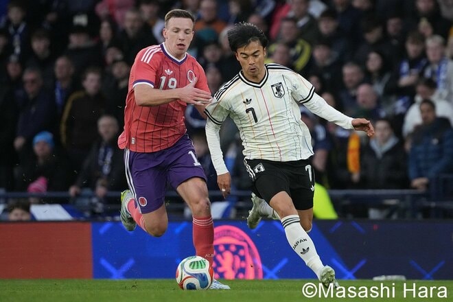 伊東純也弾でのW杯イヤー初戦白星発進を現地撮り！日本代表の新アウェイユニでの戦いぶり！ハムデン・パークのピッチレベルから見えたもの【日本代表vsスコットランド代表】激闘PHOTOギャラリーの画像005