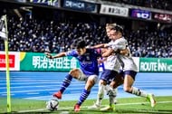 Jリーグ・川崎―FC東京のピッチレベルをパトカーが突然走行!「直前に起きた衝撃事件 」とは!?の画像
