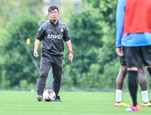 【川崎・鬼木達監督が説く、突き抜けるために必要なこと(2)】「チーム・個人としても羽ばたいていく上で非常に重要」と語る、サッカー選手だけではなく求められる姿勢の画像