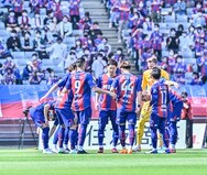 小野伸二と同じ匂いがする サッカー日本代表 久保建英が見せた 圧巻トラップ に絶賛の声 バルセロナ戦 に向けたトレーニングで好調アピール 動画 概要 注目選手 ニュース サッカー批評web