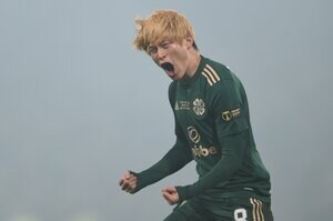 日本代表・古橋亨梧が「半端ない｣2ゴールの大活躍でセルティックが逆転優勝！抜け出し、トラップ、シュート全て完璧な初タイトルを手繰り寄せた圧巻の｢2得点｣とは?【動画】の画像