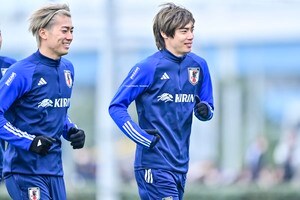 「ハニカミが可愛すぎやん」伊東純也がオフ期間中の“寂しい想い”の告白シーンが話題！「I miss Keito...」の言葉に「純也さん尊すぎます」「ほっこりしました」の声の画像