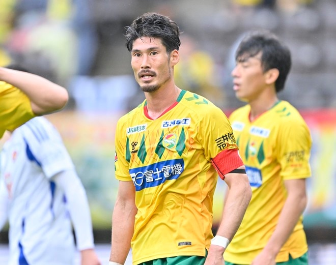 【試合アルバム】ジェフユナイテッド千葉のベガルタ仙台戦でのプレー写真49枚！「ジェフユナイテッド千葉ーベガルタ仙台」の画像031