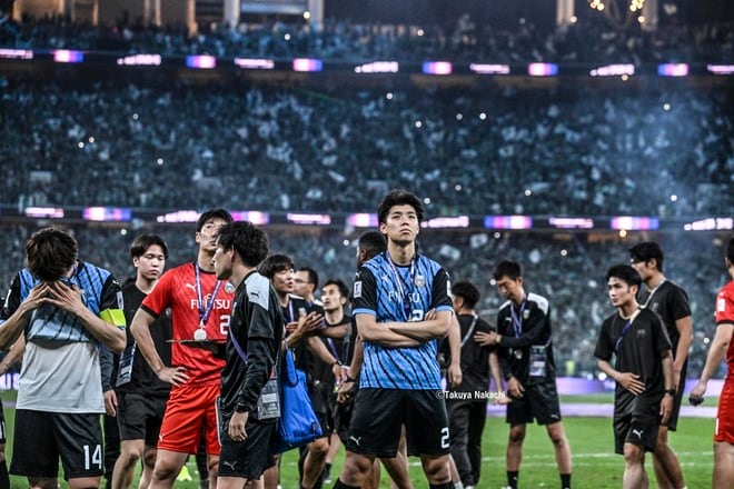 【川崎フロンターレアルバム】ACLE決勝での高井幸大の写真41枚！ フル出場も敗れ、試合後には涙を見るなど悔しさを露わに「アル・アハリー川崎フロンターレ」の画像007
