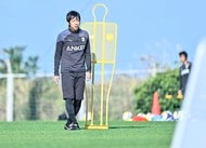 「想像以上に似ててびっくり」キャンプで対戦、Jリーグの「脇坂兄弟2ショット」にファン騒然!「貴重な兄弟ショット」「ついに揃った!」などの声の画像