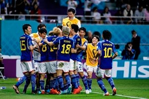 サッカー日本代表ドイツ相手の勝利は「奇跡」じゃない！「勝つならこれ、という形で勝った」「リュディガーは最後、浅野を怖がっていた」【日本代表、ワールドカップ白星発進! ドイツ戦「逆転勝利」を徹底激論】(1)の画像