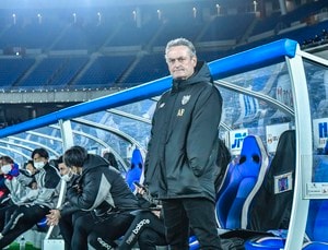 ライバル同士の戦術的攻防が「下部リーグ」を変化させる【J2の変化を感じさせる町田ゼルビアと外国人監督】(4)の画像