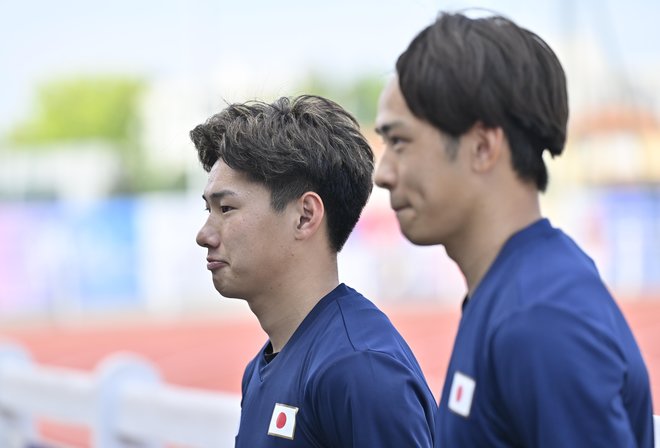 【パリ五輪・サッカー日本代表】マリ戦に向け前日練習！ ある質問を聞かれ、斉藤光毅が三戸舜介に「非常にやりづらい（苦笑）」と笑顔で照れたワケ……平河悠はホテルで調整の画像006