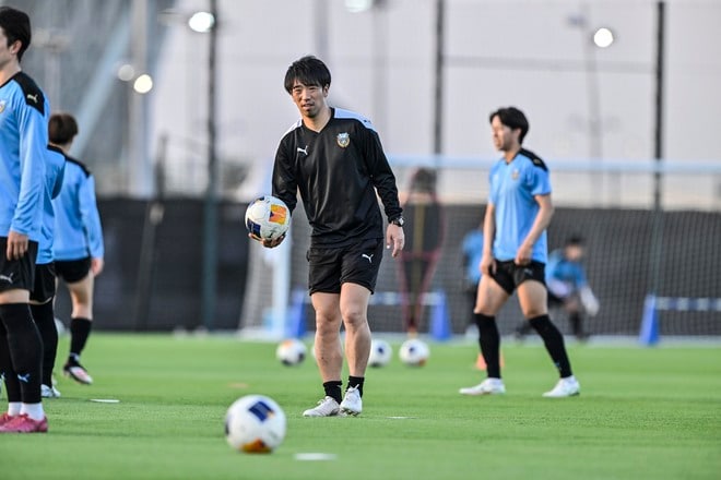 【川崎フロンターレアルバム】ACLEを戦い抜いた「コーチングスタッフ＆クラブスタッフのサウジアラビア2週間の写真」合計99枚！ アジア2位を支えた2週間のピッチ内外の姿の画像040